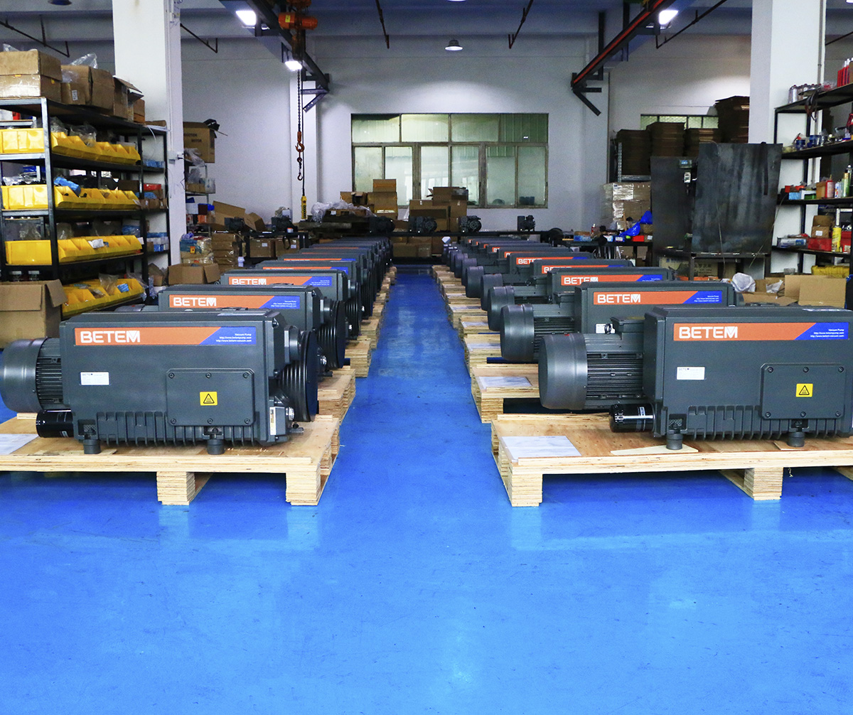 rotary vane vacuum pump factory inside view